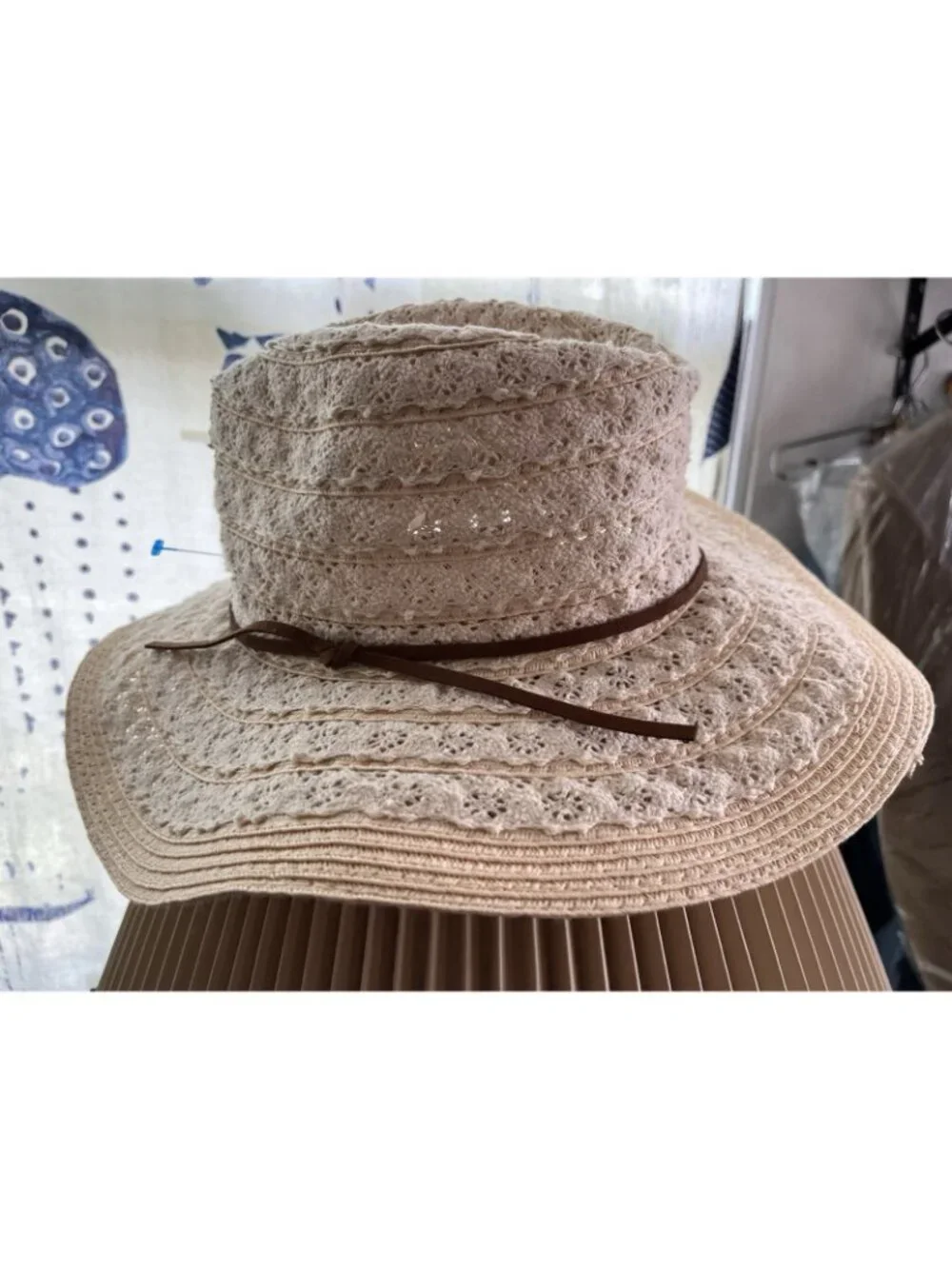 Scala Pronto Straw Hat Wide Brim Floppy Sun Beach Boho Tan Lace Trim
